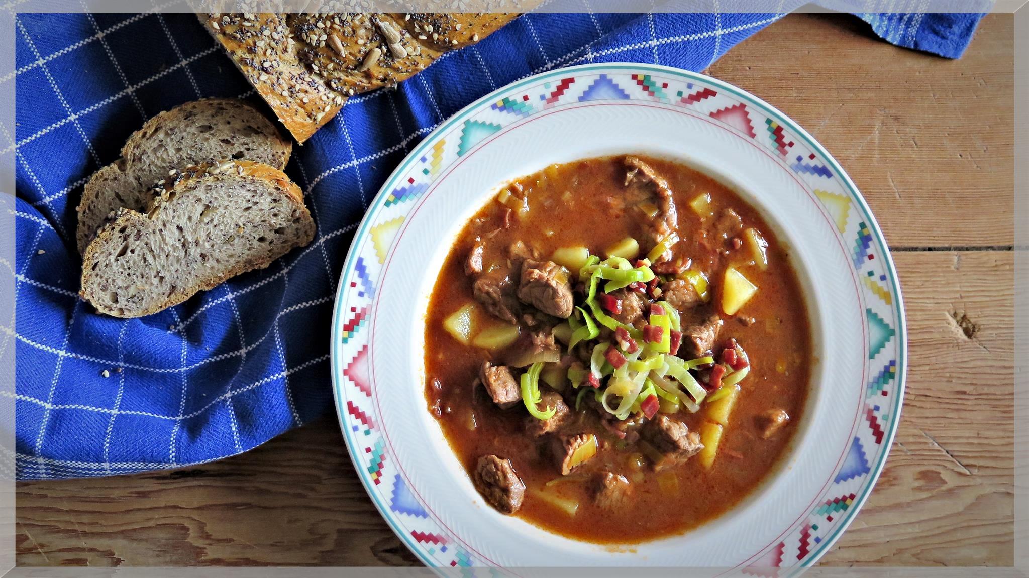 Gulasch-Kartoffel-Topf